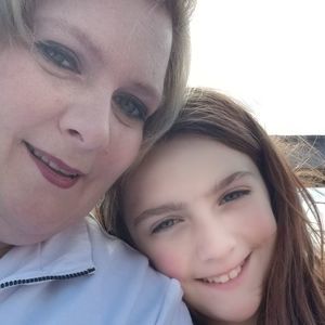 Meet your Posher, Carrie